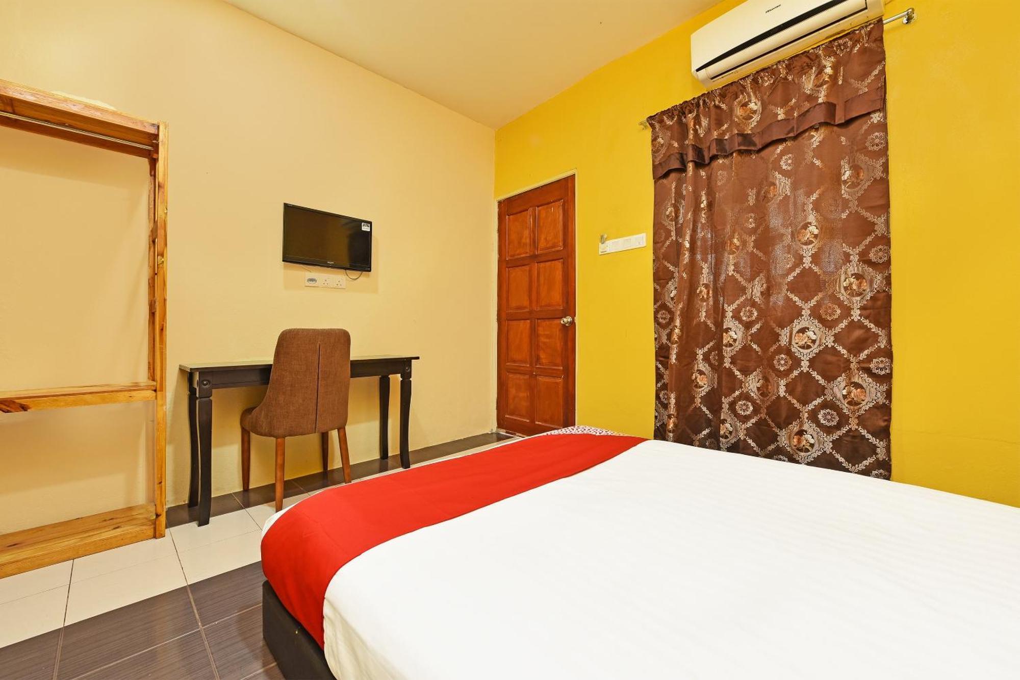 Oyo 90561 Awan Biru Motel Pantai Cenang  Exterior foto
